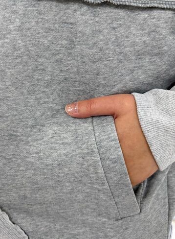 سترة نسائية كبيرة الحجم بغطاء للرأس مفتوحة من الأمام وأكتاف منسدلة وأكمام طويلة وسترات خريفية ملابس خارجية in Kuwait