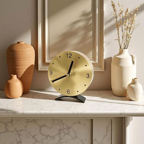 ساعة طاولة ذهبية صغيرة من النحاس الصلب - صامتة غير موقوتة، تعمل بالبطارية لرف غرفة المعيشة أو ديكور المكتب أو الرف in Kuwait