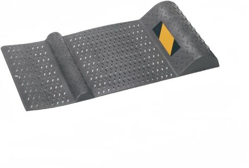 قطعتان من سدادة عجلة سجادة ركن السيارة لأرضيات المرآب وإطارات الرصيف المطاطية الاحترافية سدادة السيارة السوداء تساعد على ركن السيارة in Kuwait