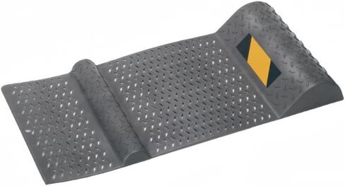 قطعتان من سدادة عجلة سجادة ركن السيارة لأرضيات المرآب وإطارات الرصيف المطاطية الاحترافية سدادة السيارة السوداء تساعد على ركن السيارة in Kuwait