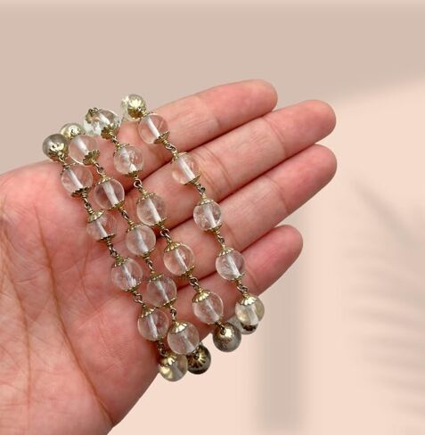 قلادة صلاة كريستال كوارتز شفافة من GEMSCITE، 55 خرزة، 8 مم، 30 بوصة، تصميم غطاء زهرة نحاسية in Saudi Arabia