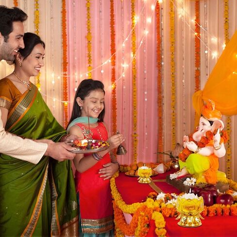 قطعتان من حامل شموع اللوتس، شمعدان ذهبي للطاولة المركزية لتزيين حفلات الزفاف، مصابيح زيت دياس الهندية لسمن ديوالي بوجا، ديكور منزلي لمعبد بوذا in Kuwait