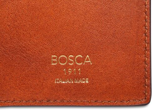 بطاقة تعريف مزدوجة من Bosca Dolce Leather Italia. محفظة ثلاثية الطي للرجال مع فتحات متعددة للبطاقات ونقود جيدة باللون الكهرماني in Saudi Arabia