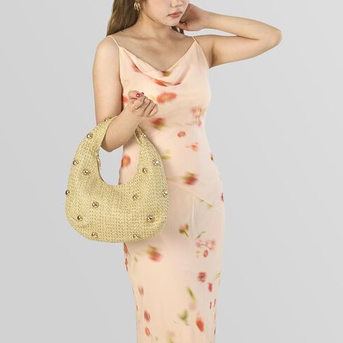 حقيبة قش للنساء، حقيبة يد هوبو منسوجة بوهو شيك، محفظة شاطئ صيفية مصنوعة يدويًا in Kuwait