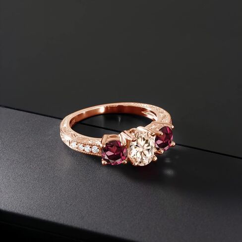 Gem Stone King 1.97 قيراط بيضاوي خوخ مورجانيت عقيق رودوليت أحمر ومويسانيت خاتم فضة مطلي بالذهب الوردي عيار 18 قيراط | جوهرة الميلاد الأحجار الكريمة | بيضاوي 7 × 5 مم ومستدير 5 مم in Saudi Arabia