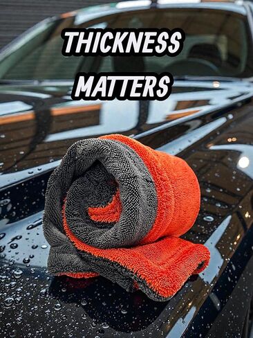 24"x36" Car Drying Towel – Dual-Color Black & Crimson Red | 1300 GSM Twist Loop Microfiber | Ultra Absorbent, Lint-Free, Scratch-Free | Fast Drying for Cars, Trucks & SUVs in Saudi Arabia