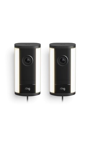 كاميرا Ring Spotlight Cam Pro، بقابس (أحدث طراز)، باللون الأبيض مع مجموعة أسلاك صلبة للكاميرات in Saudi Arabia