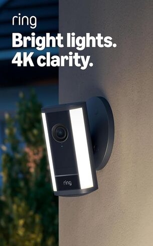 كاميرا Ring Spotlight Cam Pro، بقابس (أحدث طراز)، باللون الأبيض مع مجموعة أسلاك صلبة للكاميرات in Saudi Arabia