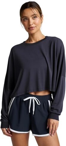 Beyond Yoga Women's Studio Luxe Cropped Long Sleeve Tee in Saudi Arabia