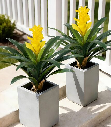 Ivydale Fake Flowers Plants for Outdoors, 2 Pcs 16.93" Bromeliad Artificial Flowers Uv Resistant Realistic Faux Flowers for Outdoor Planters Outside Porch Patio Yard Garden Indoor Decoration(Red) in Saudi Arabia