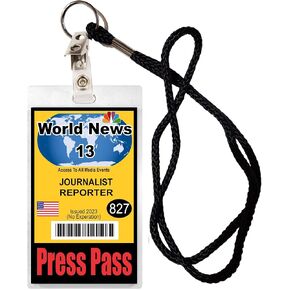 بطاقة مغلفة جديدة من Press Pass مع حبل قصير - دعامة لفيلم الهالوين in Kuwait