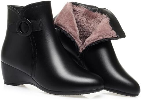 حذاء نسائي شتوي دافئ بنعل سميك للكاحل من الجلد الناعم بإبزيم أنيق مبطن بالكامل بالفرو حذاء الثلوج السميك مع سحاب جانبي in Kuwait