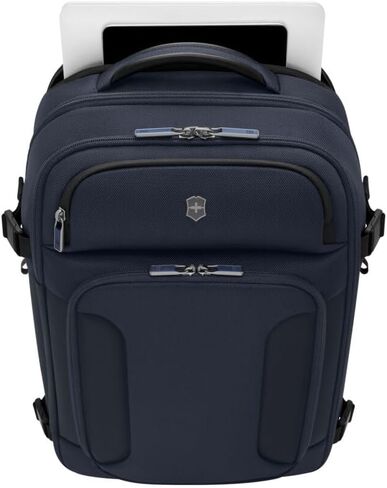 حقيبة ظهر Victorinox Werks Traveler 7.0، حقيبة ظهر مع كمبيوتر محمول مقاس 15.6 بوصة ومساحة للكمبيوتر اللوحي مقاس 11 بوصة، باللون الأزرق الداكن in Saudi Arabia