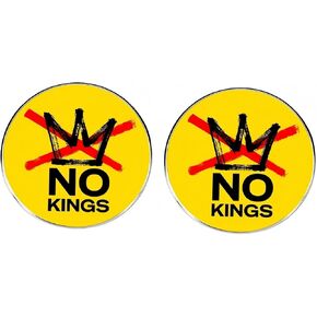 قطعتان من دبابيس سبائك الملوك - شارات احتجاج ساخرة مناهضة للرئيس | أزرار "إلغاء التيجان" الفكاهية لعشاق الديمقراطية in Kuwait