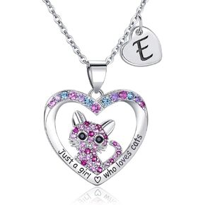 هدايا قلائد القطط للفتيات - قلادة كيتي مجرد فتاة تحب القطط مجوهرات قلادة أولية على شكل قلب - هدايا عيد ميلاد للابنة والحفيدة والمراهقة والأطفال الصغار in Kuwait