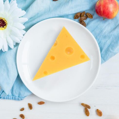 IMIKEYA Simulated Cheese Model Ornament Realistic Mini Cheese Prop for Home Decor Wedding Party Display Photo Props Lightweight Food Model with Vivid Color in Saudi Arabia