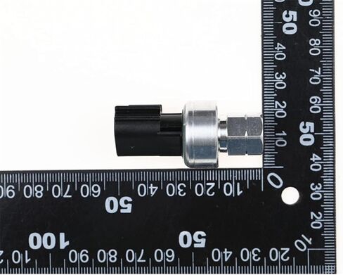 Switch Auto Parts Air Conditioner Pressure Sensor Switch 42CP15-2 42CP152 1 pcs in Kuwait