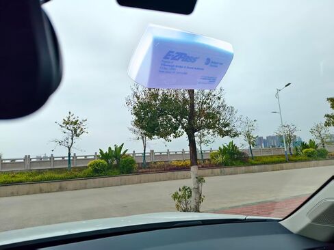 4 قطع (مجموعتان) شرائط تثبيت EZ Pass لسيارات EZ Pass/IPass/IZoom/Sunpass/EZPass حامل مستجيب للزجاج الأمامي، حامل مستجيب قابل لإعادة الإغلاق، شرائط قفل مزدوجة مع لاصق in Kuwait