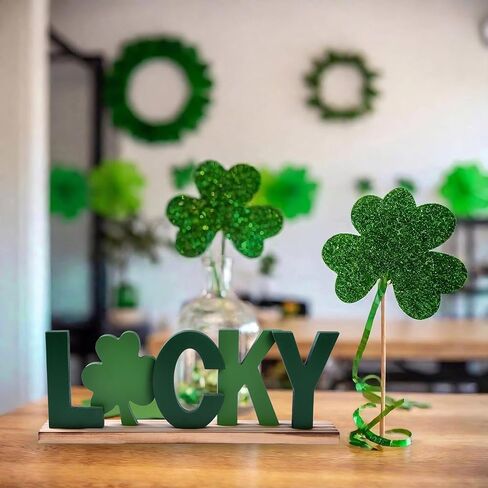 ديكورات يوم القديس باتريك، ديكور شامروك خشبي، علامة حرف LUCKY مع البرسيم، قطعة مركزية لتزيين طاولة عيد القديس باتريك للمنزل والمكتب، صينية متدرجة ديكور أيرلندي محظوظ (محظوظ) in Kuwait