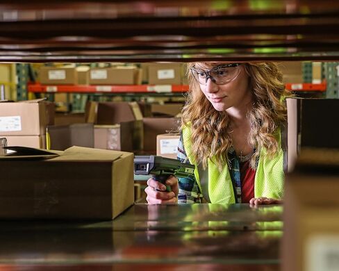 Honeywell CK65-L0N-CSN210F Rugged Handheld Mobile Computer (2D Imager, Standard Range) – Android Mobility Edge, 7 000 mAh Battery, Warehouse/Logistics Use in Saudi Arabia