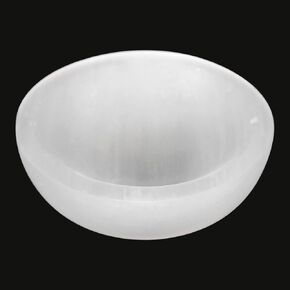 2.8″ - 3.2″ Selenite Crystal Bowl - Selenite Charging Bowl for Energy Cleansing, Charging, Meditation, Home Decor & Crystal Healing, Crystals and Healing Stones in Kuwait