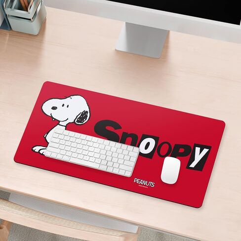 تصميمات غطاء الرأس مرخصة رسميًا برسومات Peanuts Snoopy باللون الأحمر مقاس 23.62 × 11.81 × 0.12 بوصة (600 × 300 مم) - وسادة لوحة مفاتيح وماوس للكمبيوتر المكتبي L in Kuwait