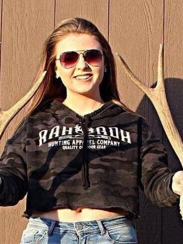 RakAdx Womens Backwoods Retreat Crop Hoodie in Saudi Arabia