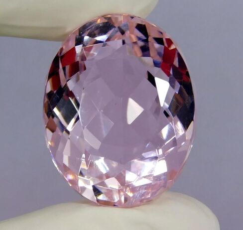 Natural 96.84 Ct Brazilian Pink Kunzite Certified Oval Shape Loose Gemstone Collectible Gems Stone For Making Jewelry in Saudi Arabia