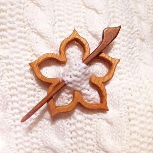 Wooden brooch pins for women set,Cute Animal Personality Pin,Brooch Pin with Wooden Animal Pattern Badge Decor Pins for Jackets, Lapel, Backpack, Hat in Saudi Arabia