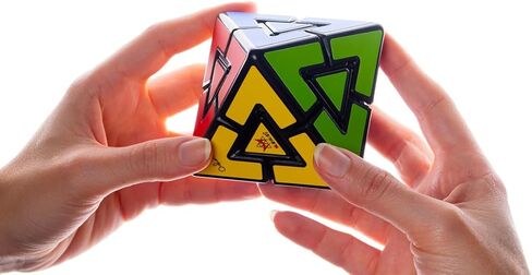 Meffert's Pyraminx Diamond - التحفيز الذهني الماسي المتقدم الأصلي المناسب للسفر من الألعاب الحديثة للأعمار من 9 سنوات - للبالغين in Saudi Arabia