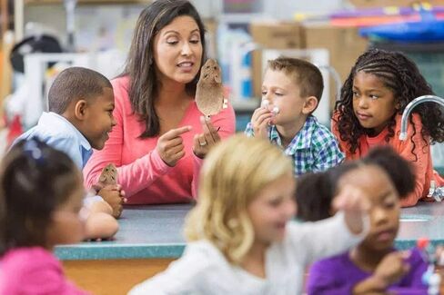 YOFOBU 8 عبوات من ماوس سباق الفئران ذات المظهر الواقعي لحفلة اللعب بالماوس in Kuwait