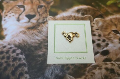 Jim Clift Design Cheetah Gold Lapel Pin in Saudi Arabia