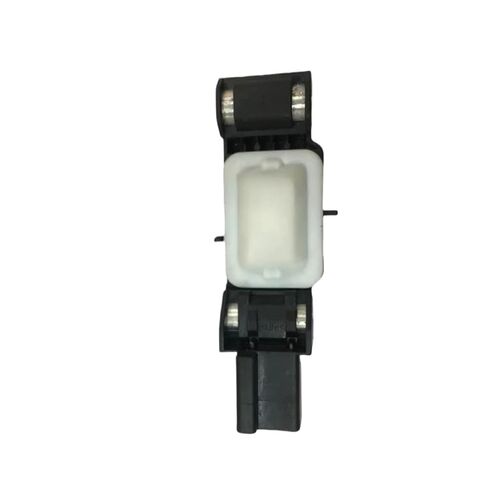8200375765 Automobiles Accessories Engines Pressure Sensor Fit for Renault Clio Mk2 2001-2006 in Saudi Arabia