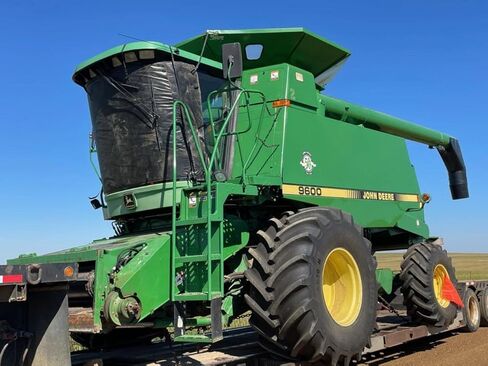 WINDROWER - SWATHER - TRANSPORT WINDSHIELD PROTECTOR 58.5L X 104W EASY INSTALL UNIVERSAL FIT WATER RESISTANT HEAVY SEWN IN LOOPS in Saudi Arabia
