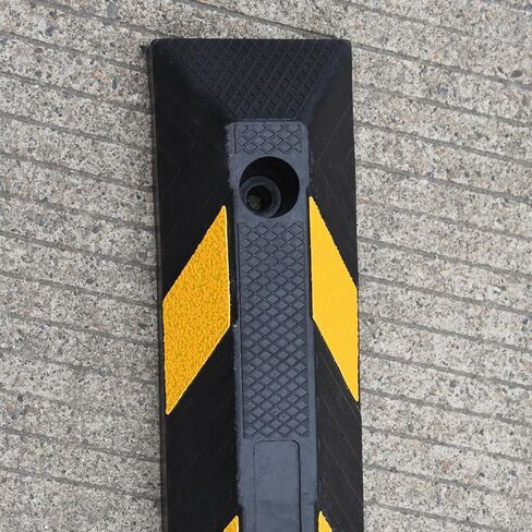 21" Rubber Parking Curbs, Heavy Duty Garage Floor Wheel Stopper w/Yellow Reflective Stripe for Car, Truck, Trailer, 4 Pack in Saudi Arabia