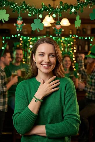 St Patricks Day Bracelets Green Nature Stone Clover Beaded Bracelet Lucky Irish Shamrock Rope Bracelets for Women St Patricks Day Gift Festive Costume Party Accessory in Saudi Arabia