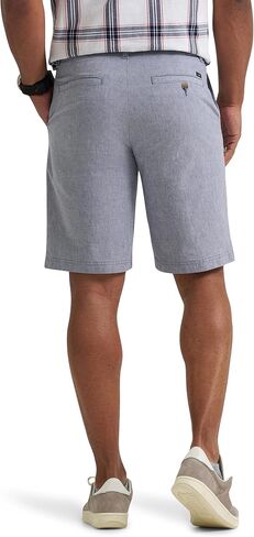 شورت Lee الرجالي Extreme Motion Flat Front، Academy Chambray، 32 in Saudi Arabia