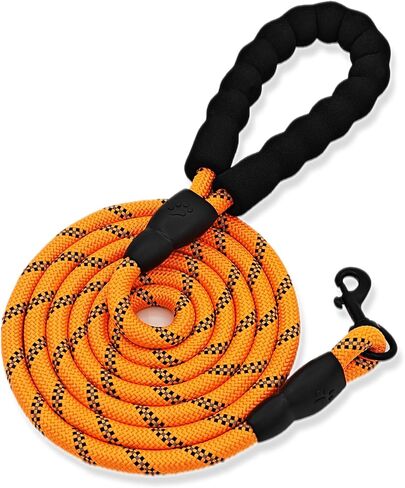 Rope Dog Leash with Comfortable Hand Grip, 6.5 FT Long Dog Training Walking Leashes, Safe for Night Walking, Suitable for Small and Medium Dogs (Fluorescent Green) in Kuwait