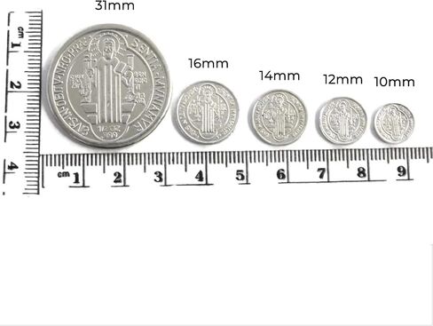 مجموعة من 3 عملات سانت بنديكت .999 من الفضة النقية (1) و .999 من النحاس النقي (2) in Kuwait