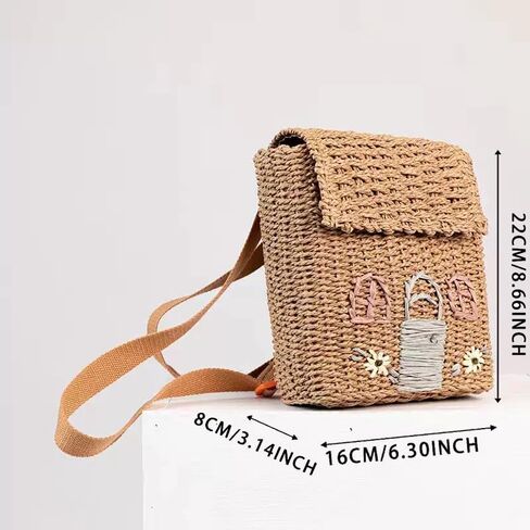 حقيبة ظهر مصنوعة يدويًا من القش مع تطريز زهور، تصميم منزل صغير لطيف، حقيبة يد بمقبض منسوج طبيعي، حقيبة كتف، طراز الشاطئ البيج in Kuwait
