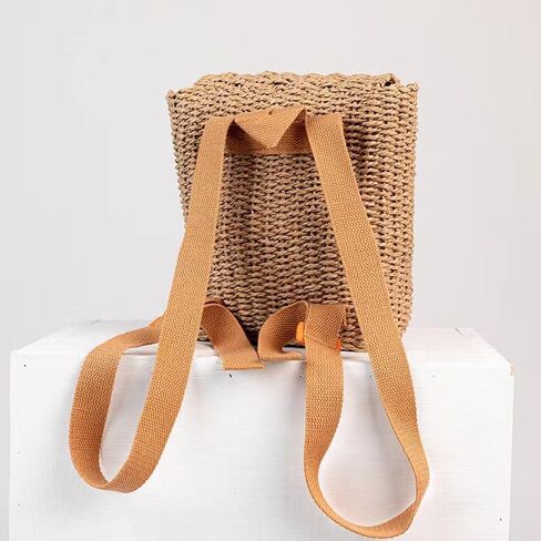 حقيبة ظهر مصنوعة يدويًا من القش مع تطريز زهور، تصميم منزل صغير لطيف، حقيبة يد بمقبض منسوج طبيعي، حقيبة كتف، طراز الشاطئ البيج in Kuwait