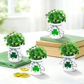 ديكورات عيد القديس باتريك للطاولة - عبوة من 4 مزهريات صغيرة لتزيين نبات النفل مع أعواد نبات النفل الاصطناعية، ديكور يوم القديس باتريك للمنزل والمكتب in Kuwait