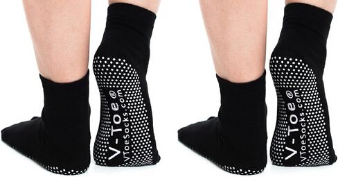 V-Toe Non-Slip Flip-Flop Socks - Tabi Split Toe Socks for Women & Men Size - Unisex Toes Separated Yoga Socks in Saudi Arabia