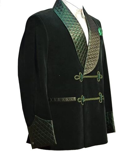Men’s Green Velvet Smoking Jacket with Quilted Shawl Collar & Frog Closure – Luxury Vintage Lounge Robe in Saudi Arabia