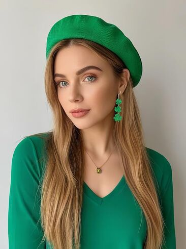 أقراط البرسيم الخضراء لعيد القديس باتريك للنساء، أقراط متدلية للحظ السعيد، إكسسوارات زينة عيد القديس باتريك الأيرلندي. in Kuwait