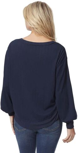 Jessica Simpson Womens Ribbed Crew Neck Pullover Top in Saudi Arabia