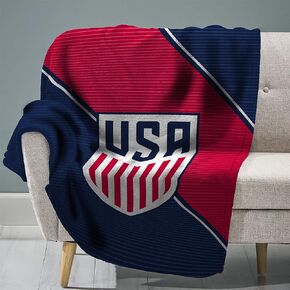 Sleep Squad US Soccer Federation Logo 60" x 80" Raschel Plush Blanket – A Super-Soft USA Soccer Throw