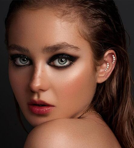 Titanium Labret Studs, 16G Lip Studs, Conch Piercing Jewelry，Internally Threaded Curved Cartilage Earring，Helix Earrings in Saudi Arabia