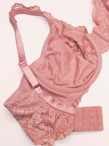 Signature Lace Unlined Underwire Bra with Added Support in Saudi Arabia