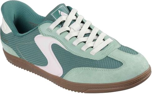 Skechers Women's Low-top Sneakers in Saudi Arabia